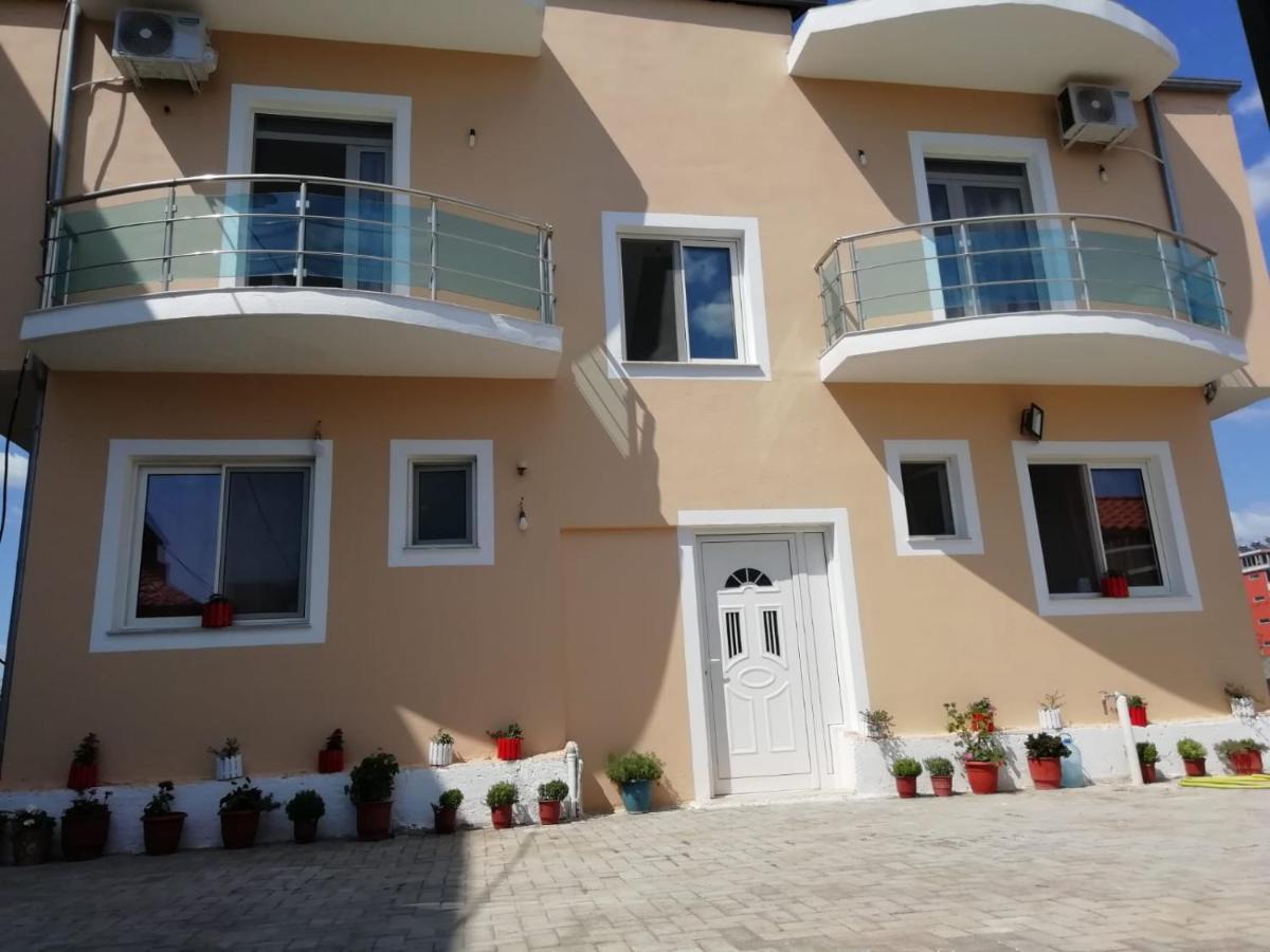 Araniti Apartment Велипойе Экстерьер фото