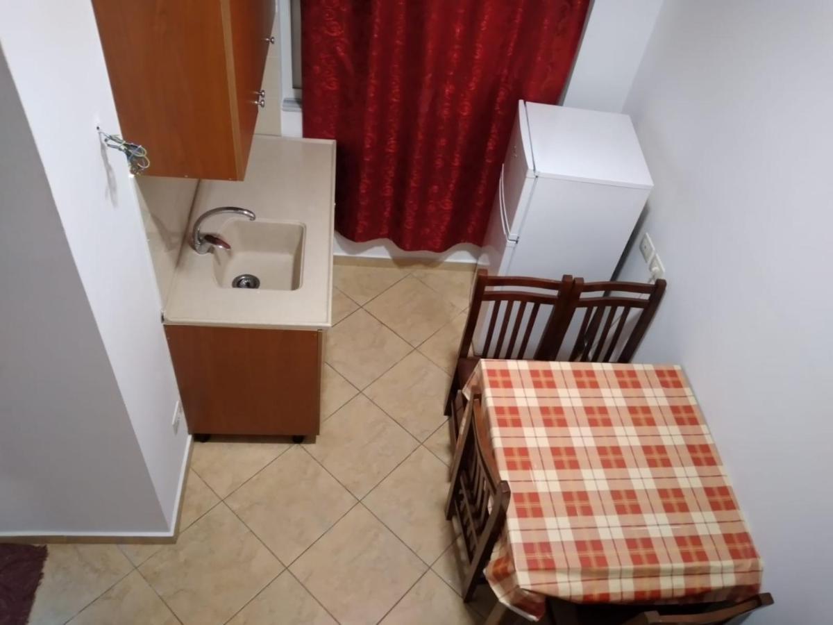 Araniti Apartment Велипойе Экстерьер фото