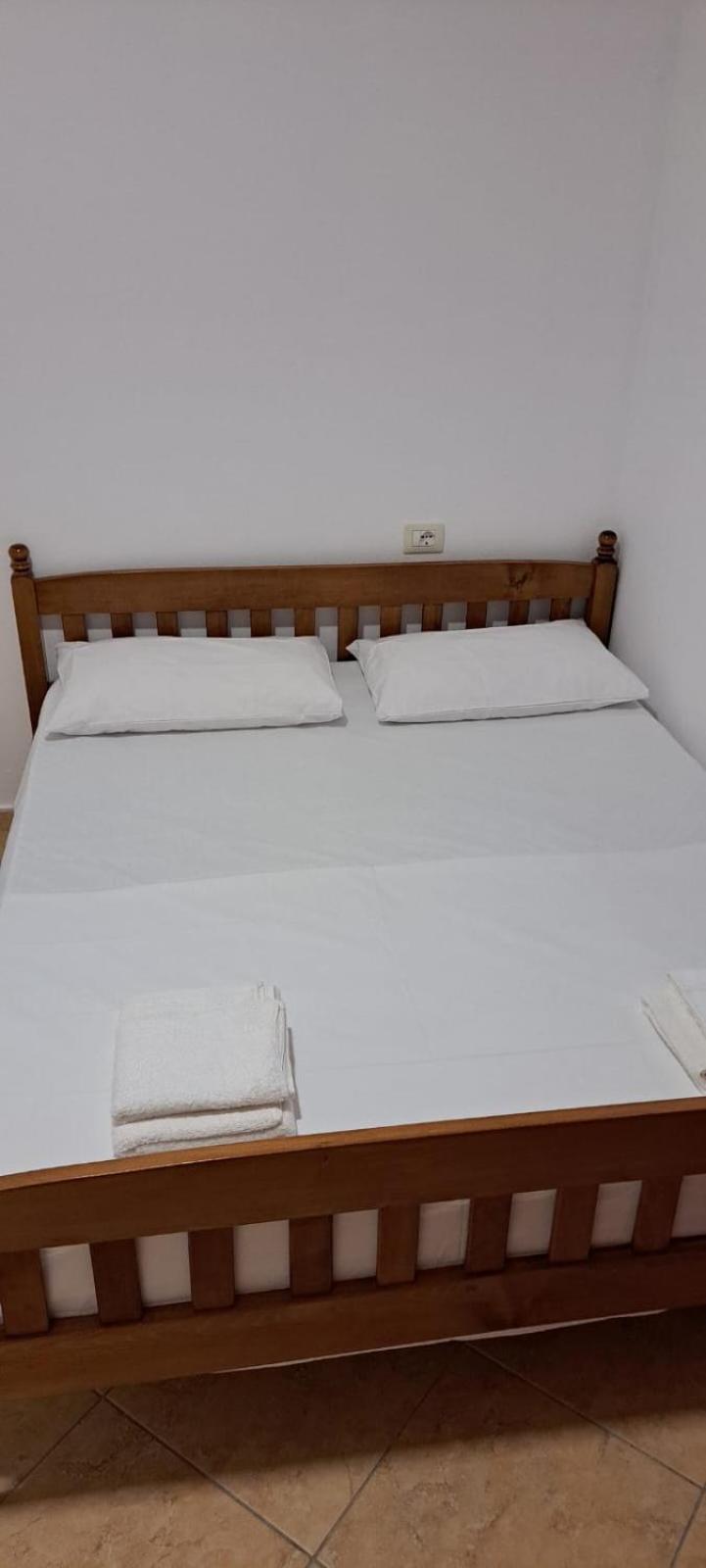 Araniti Apartment Велипойе Экстерьер фото
