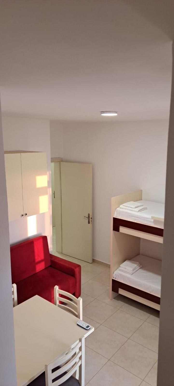 Araniti Apartment Велипойе Экстерьер фото