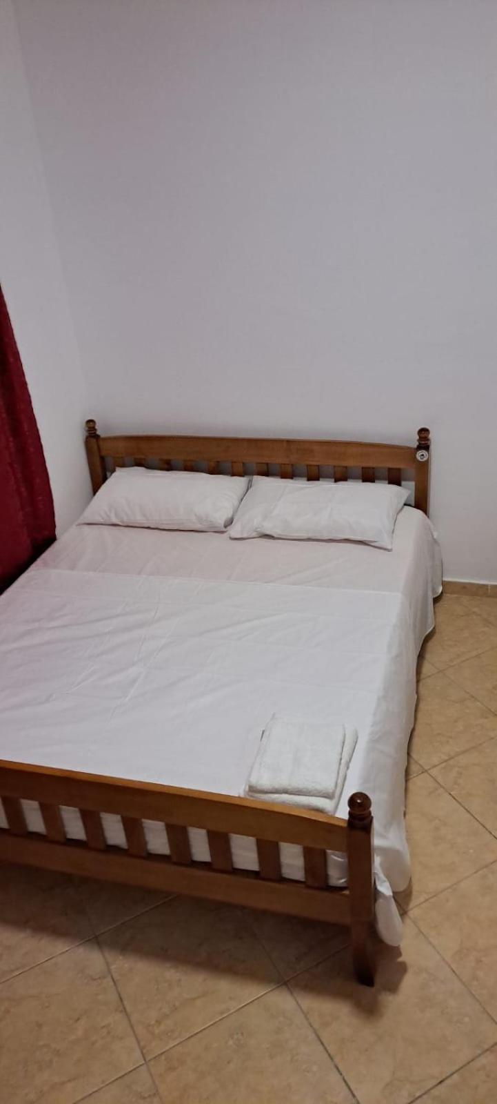 Araniti Apartment Велипойе Экстерьер фото