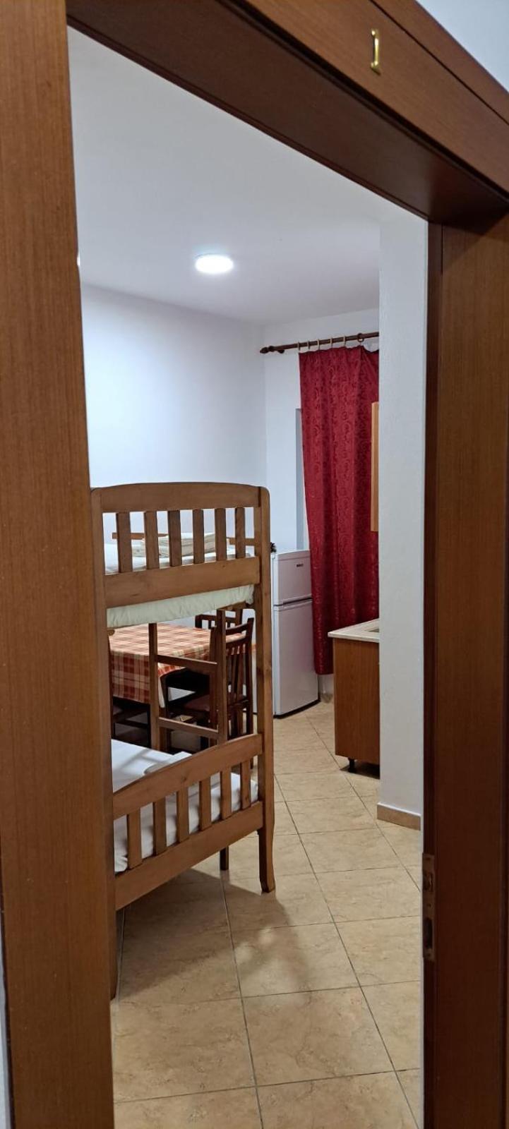 Araniti Apartment Велипойе Экстерьер фото